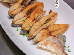 香煎金鲳鱼-陈鹏鹏潮汕菜(欢乐海岸 海边景观店)