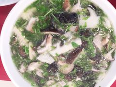 -侬佳蒸菜馆(听潮店)