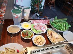 -东巴婆婆云南鱼豆花火锅(大东门店)