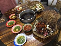 -咏勝锑锅麻辣烫(净居寺路总店)