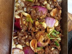 -老东镇啤酒屋海鲜加工·蒸汽海鲜·海鲜烧烤(台东店)