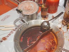 -大芊金重庆串串火锅(南京路店)