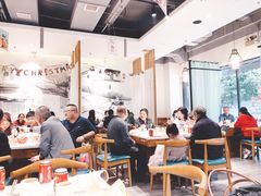 大堂-小牛叔鲜切牛肉·火锅·烤肉自助(公济桥路店)