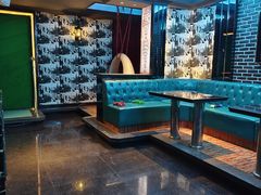 -魔方娱乐空间(兴华路店)