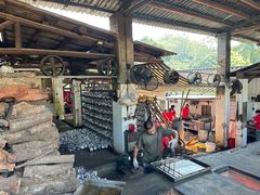 -满記土窑烧鷄波浪山莊