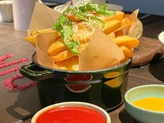 -九月里.自由花园餐厅