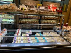 面包甜点陈列柜-85度C(上海兰溪二店)