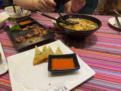 -香巴拉云南餐厅(华莱坞店)