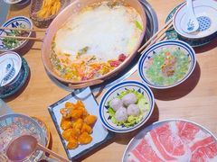 -洱火云南酸菜牛肉火锅(石景山当代商城店)