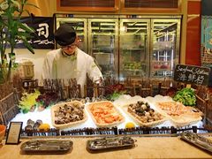 自助取餐区-大中华希尔顿酒店-念自助餐·嗨啤·小龙虾