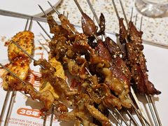 -小董哥烤串·爆汁大油边(故宫店)