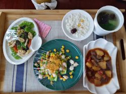-诗安国际母婴会所 月子会所中心(市政府店)