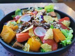 烤南瓜藜麦沙拉-La Terre乐田(万象城店)