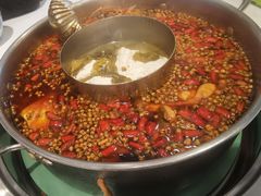 -蛙两只美蛙鱼头火锅(恒茂店)