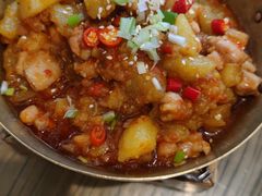 东川洋芋焖鸡-壹霖·洱语云南菜(方恒国际店)