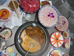 -生活如沸·顺德水牛奶火锅(大学路店)