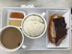 烧鹅拼烧腩-翠华餐厅(香港国际机场店)