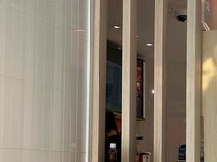-85度C(生甜甜圈研究工坊·上海平凉店)