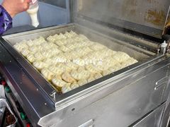 -周震馄饨