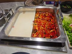 -尚尚仙·酸汤猪手·猪肚鸡火锅(华联万柳购物中心店)