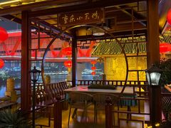 -小天鹅火锅·一线江景洪鼎旗舰店(洪崖洞店)