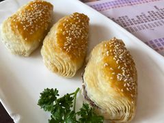 蜜汁叉烧酥-山水茶艺馆·点心粤菜·30年老字号