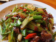 -柴窝堡22号辣子鸡·传承新疆菜