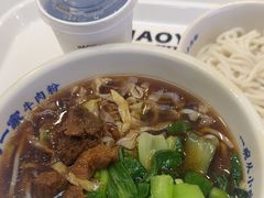 -好一家牛肉粉(山东路家乐福店)