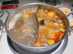 -左庭右院鲜牛肉火锅(浦江欢乐颂店)