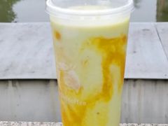 牛油果很芒-瑞幸咖啡(解放碑英利大融城店)