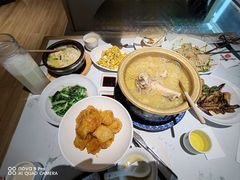 -关东小磨东北菜(漕河泾印象城店)