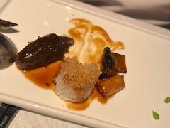 葱烧海参配乌米菌-鲁采LU STYLE(新天地店)