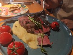 -JINNS锦时 steak&pizza(浸信会礼拜堂旧址店)