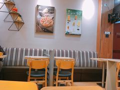 大堂-尊宝比萨(龙山店)