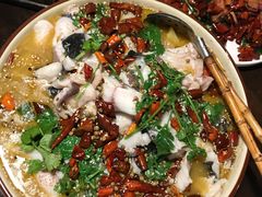 香辣鱼-吃货私房菜(丽江束河古镇店)