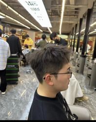 -藤野造型·专业烫染店
