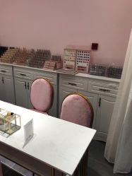 -瑞妍美甲美睫美容馆