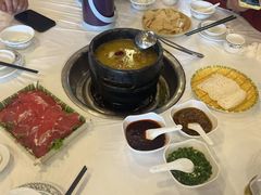 -鲁朗纳麦石锅鸡庄园