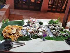 -三亚海韵度假酒店·渔人码头海鲜火锅BBQ自助餐厅·落日吧