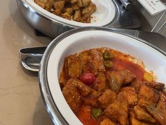-荣誉国际酒店-云顶旋转餐厅