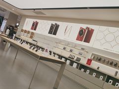 -华为授权体验店(中山公园来福士)