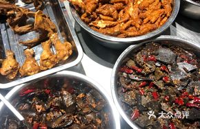 Spicy Garlic Chicken Feet