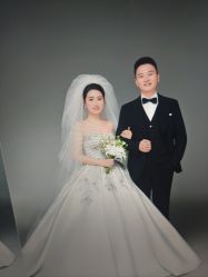 -雪中彩影婚纱摄影·微光艺术中心