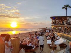 -FINNS Beach Club