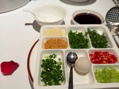 -洋房火锅(上海新天地南北里店)