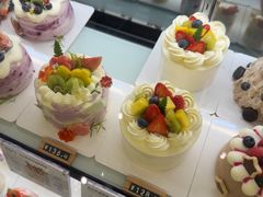 -花花卷卷·鲜食蛋糕(泉屋店)