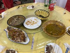 -华龙特色大骨鸡农家菜馆