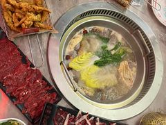 -三头牛·潮汕牛肉生蚝火锅 (夏湾店)