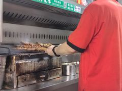 -亮健容天生蚝烧烤自助(交道口直营店)