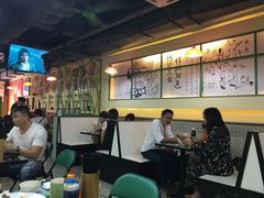 -莅香岛港式餐厅(滨江道店)